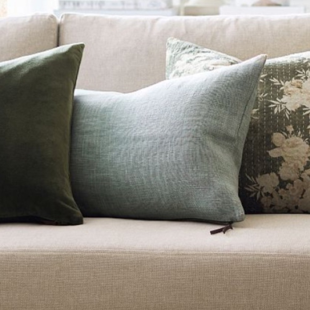2 New Pottery Barn Libeco 16" x 26" Belgium Linen Lumbar Pillow Covers Chambray
